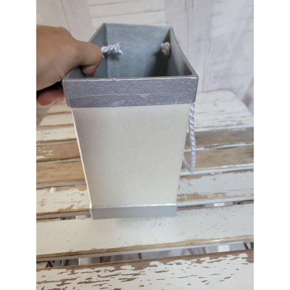 Christmas basket bag tote home decor silver cardbo - Picture 4 of 6